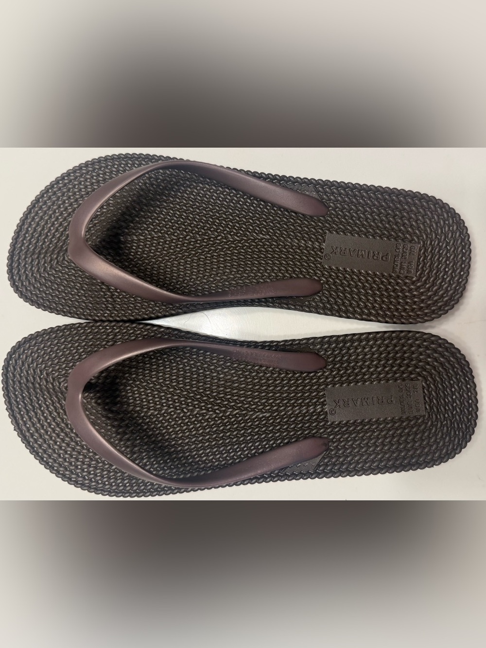NWOT Primark Women's Dark Brown Flip Flop Sandals